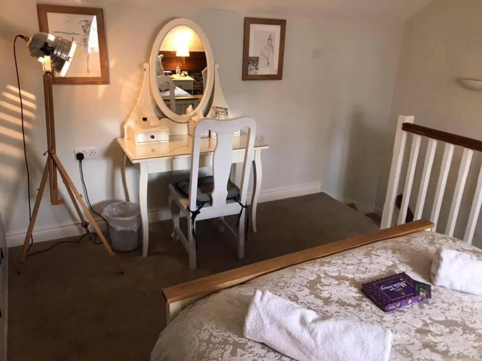 Arthur Street Guest Cottage No16 Hillsborough Eksteriør billede